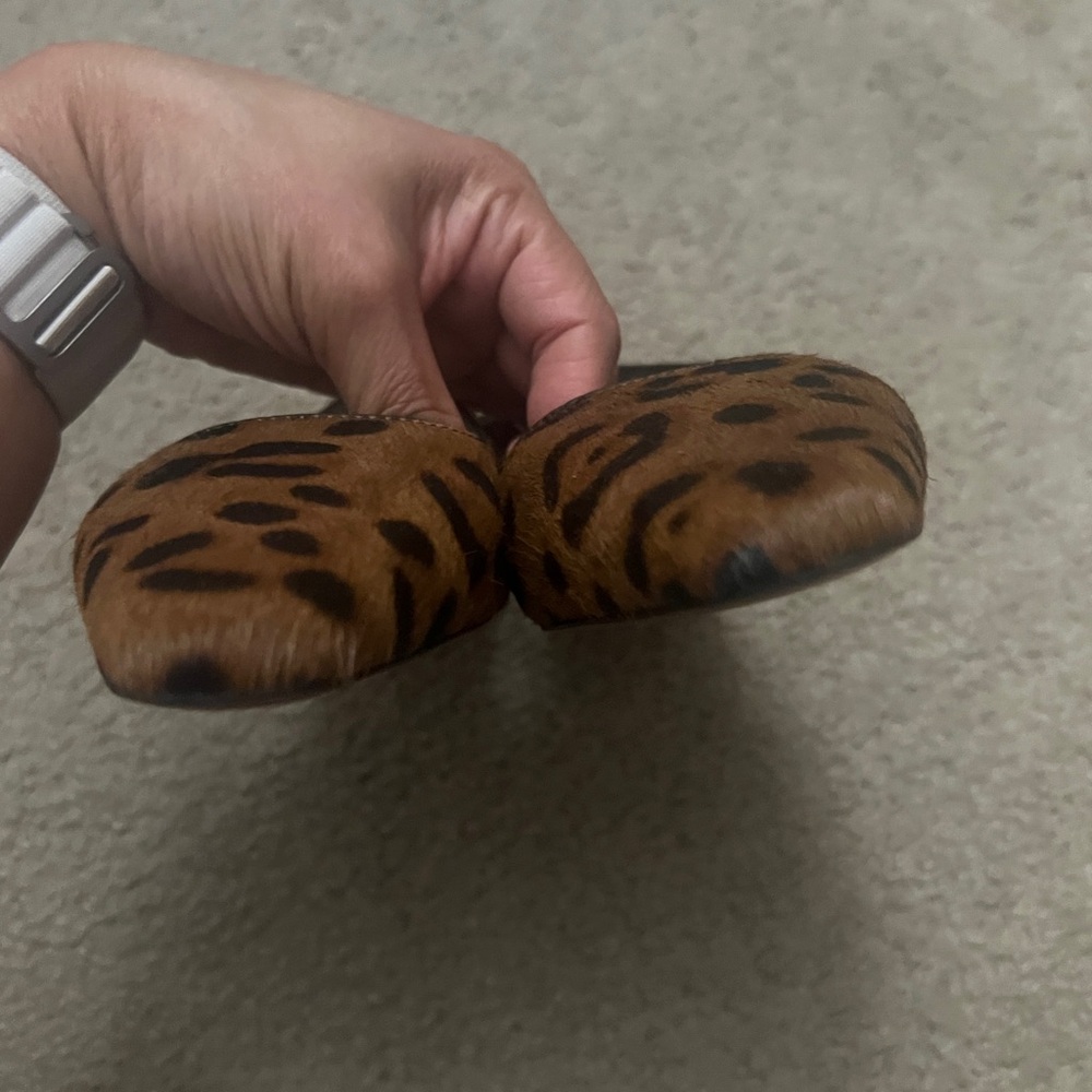 Banana Republic Cheetah color.
